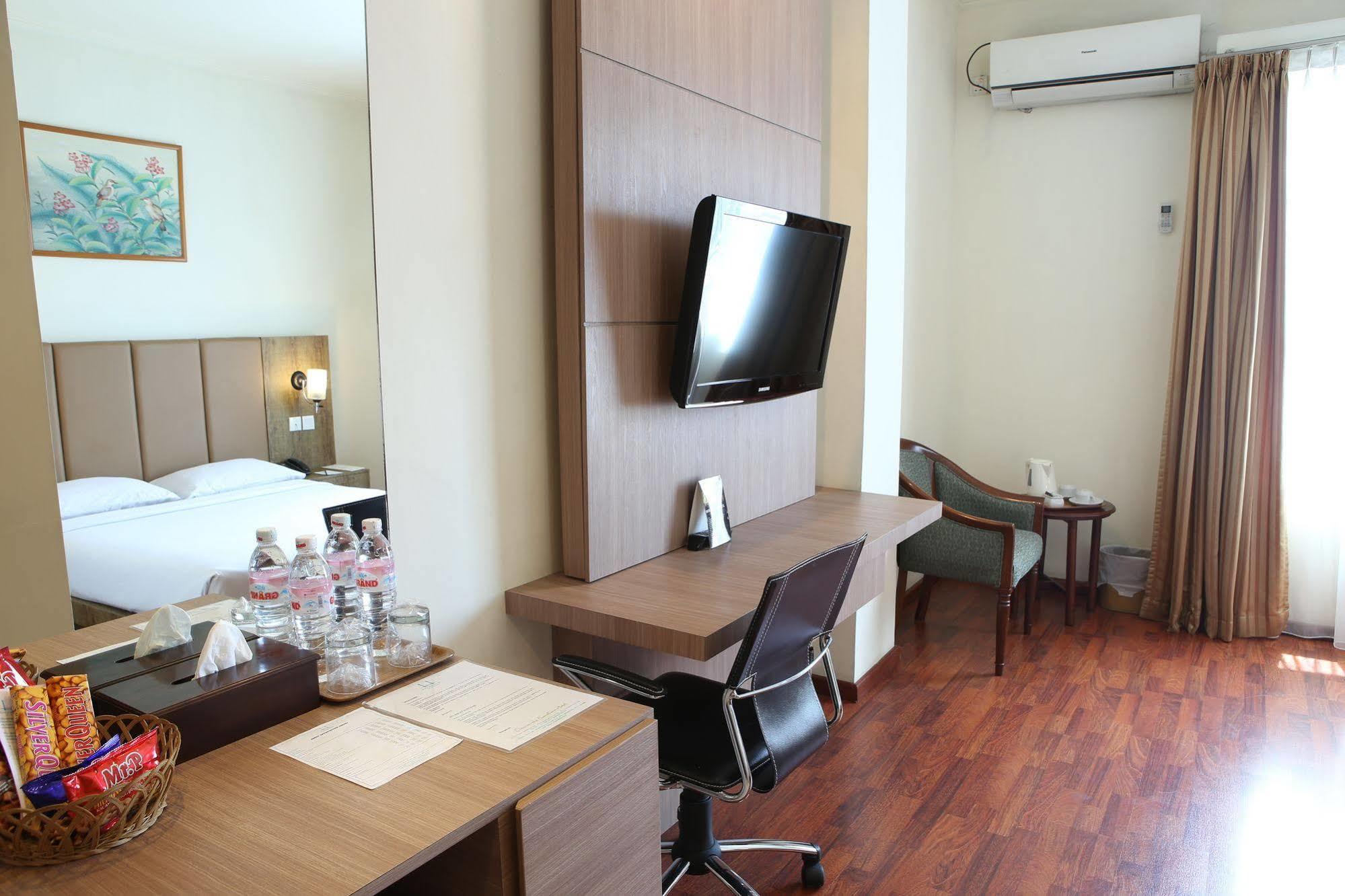 Anugerah 2* Palembang